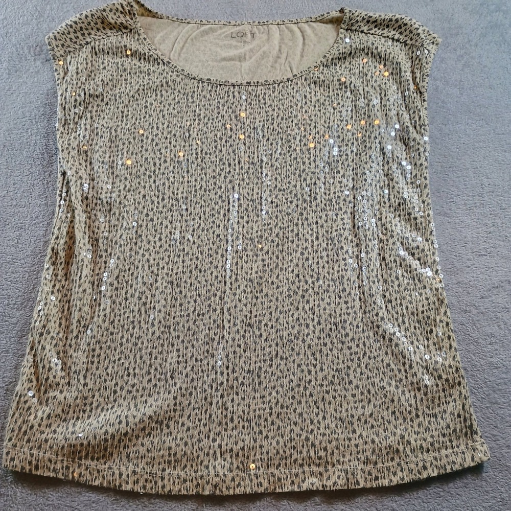 Loft Women Animal Print Sequin Top‎ Beige Small Cap Sleeve Cotton